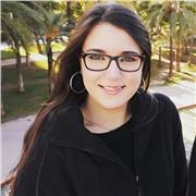 Licenciada en Bellas Artes